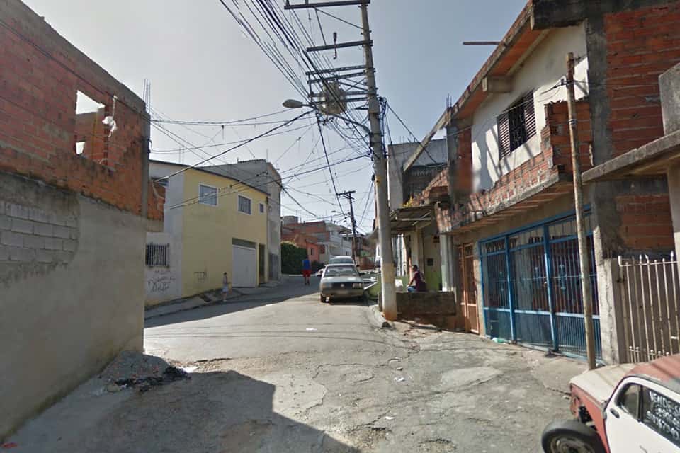 Rua Flor do Rio, local do crime