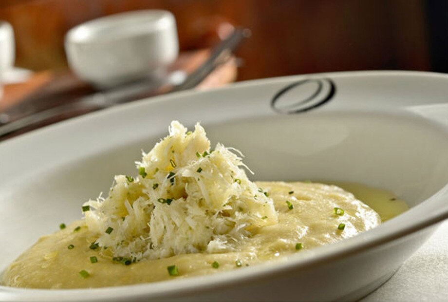 Bacalhau mantecato com polenta cremosa