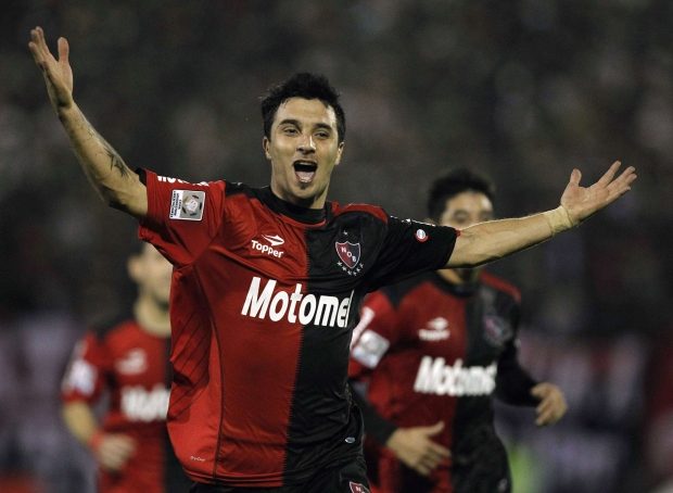 Ignacio Scocco Fez Um Belo Gol De Falta E Deu Uma Boa Tranquilidade De 